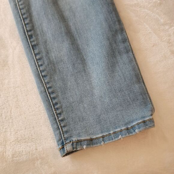 Universal Thread High Rise Jegging Size 16 Light Blue Distressed - Picture 6 of 13